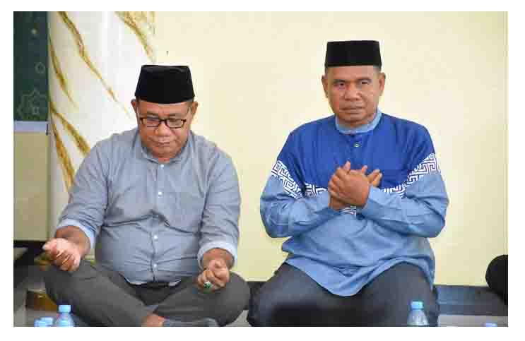 Ketua DPRD Tidore, Ade Kama (Kiri) dan Abdul Hakim Adjam (Kanan)