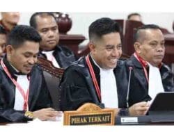 Hedi Hudaya selaku Kuasa Hukum Pihak Terkait memberi keterangan dalam sidang lanjutan Perkara Nomor 52PHPU.BUP-XXIII2025