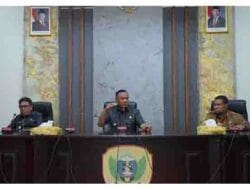 Walikota Tidore Kepulauan Muhammad, SE bersama Wakil Walikota Ahmad Laiman, S.Sos menyampaikan arahan