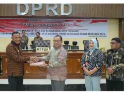 Penyerahan Catatan dan Rekomendasi DPRD terhadap LKPJ kepada Wali Kota Tidore Kepulauan