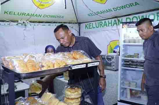 Wali Kota Tidore Borong berbagai Produk dan Jajanan