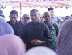 Wali Kota Tidore Kepulauan Muhammad Sinen, SE memantau langsung gladi Hari Gerakan Nasional (Harganas) Provinsi Maluku Utara di pelataran Pantai Tugulufa Kelurahan Tuguwaji, Senin (2362031)