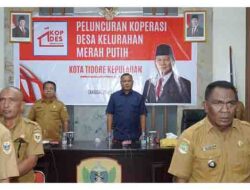 Walikota Tidore Kepulauan, Muhammad Sinen, SE bersama Kepala Desa dan Lurah Se-Kota Tidore Kepulauan mengikuti acara Peluncuran Kelembagaan 80_081 Koperasi Desa Kelurahan Merah Putih