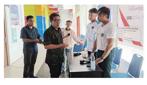 Wawali saat berada di Pelabuhan Rum