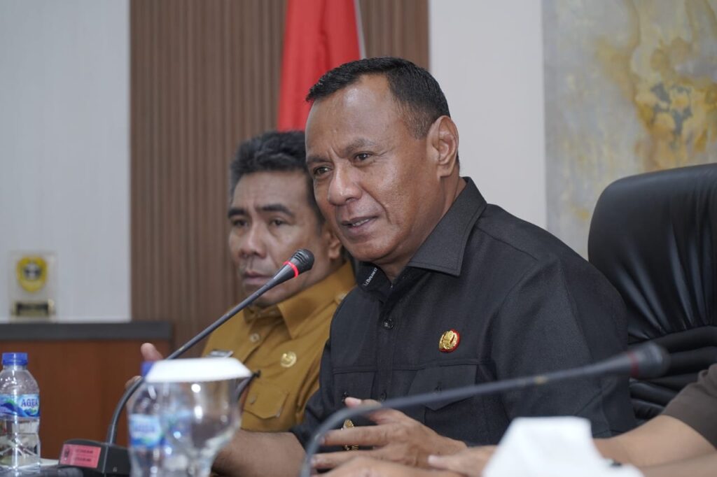 23FEDD11-45F1-4F4D-A0E2-349BE9BD597D