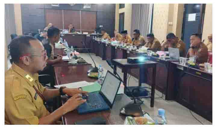 Rapat pembahasan hasil evaluasi Rancangan Peraturan Daerah