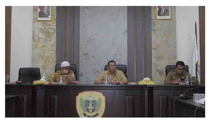 Wali Kota Tidore Kepulauan yang diwakili Sekretaris Daerah Kota Tidore Kepualauan H Ismail Dukomalamo, S.Pd, MM memimpin rapat persiapan penjemputann dan syukuran