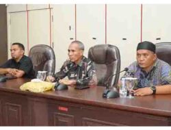 Sekretaris Daerah Kota Tidore Kepulauan, yang diwakili Asisten Sekda Bidang Perekonomian dan Pembangunan, Taher Husaen, S.IP (tengah) yang juga selaku Ketua Satgas Percepatan Program MBG Kota Tidore Kepulauan