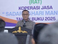 Wali Kota Tidore Kepulauan Muhammad Sinen, SE menyampaikan sambutan sekaligus membuka dengan Rapat Anggota Tahunan Koperasi Jasa Sadar Bahari Mandiri Tahun Buku 2025 di Kelurahan Rum