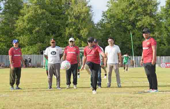 Pembukaan Turnamen Sepak Bola Gawang Sedang Dandim Cup I Tahun 2026 (1)