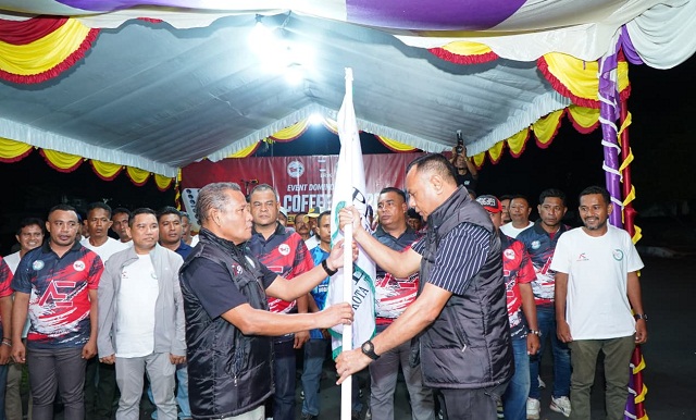 Wali Kota Tidore Kepulauan Muahmmad Sinen, SE yang juga selaku Ketua Pordi Provinsi Maluku utara melantik Pengurus Pordi Kota Tidore Kepulauan (2)