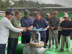 Bupati Ikram M Sangadji, Wabup Ahlan Djumadil, Sekda Bahri Sudirman dan sejumlah pimpinan OPD lakukan launching WTP Fidi Jaya