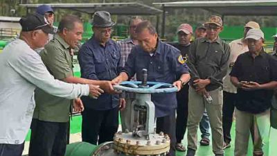 Bupati Ikram M Sangadji, Wabup Ahlan Djumadil, Sekda Bahri Sudirman dan sejumlah pimpinan OPD lakukan launching WTP Fidi Jaya