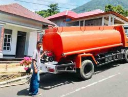 BPBD Kota Tidore Suplai Air ke pegunungan