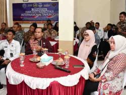 Staf Ahli Wali Kota Bidang Ekonomi Pembangunan dan Keuangan Abdul Hakim Adjam saat mengikuti Peringatan Hari Anti Narkotika Internasional Tahun 2026