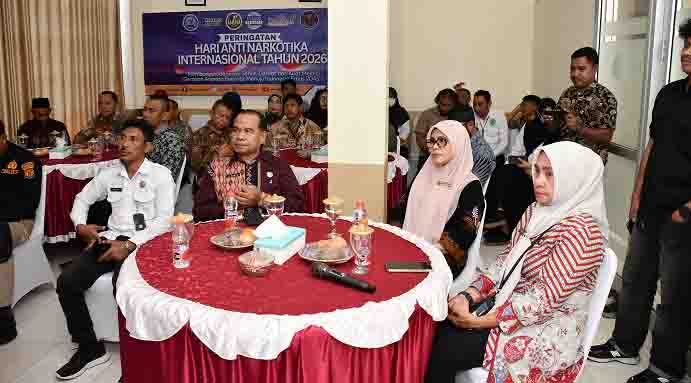 Staf Ahli Wali Kota Bidang Ekonomi Pembangunan dan Keuangan Abdul Hakim Adjam saat mengikuti Peringatan Hari Anti Narkotika Internasional Tahun 2026