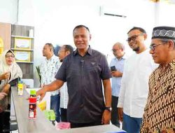 Wali Kota Tidore Kepulauan Muhammad Sinen menyampaikan sambutan sekaligus membuka secara resmi Toko Halal Mart HNI dan Teman Hati Coffe