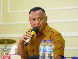 Walikota Tidore Kepulauan Muhammad Sinen