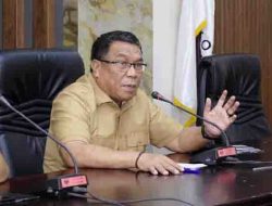 Sekretaris Daerah Ismail Dukomalamo
